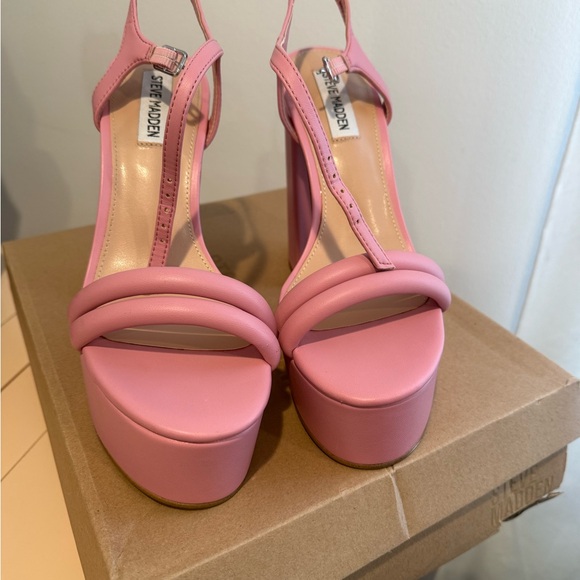 Steve Madden Blush Pink Platform Heels - Picture 3 of 6